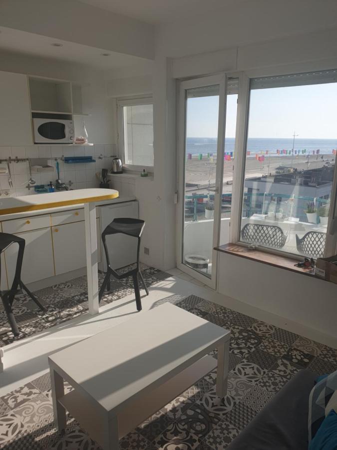 studio Vue mer au cœur de malo les bains pieds dans l eau Dunkirk Extérieur photo