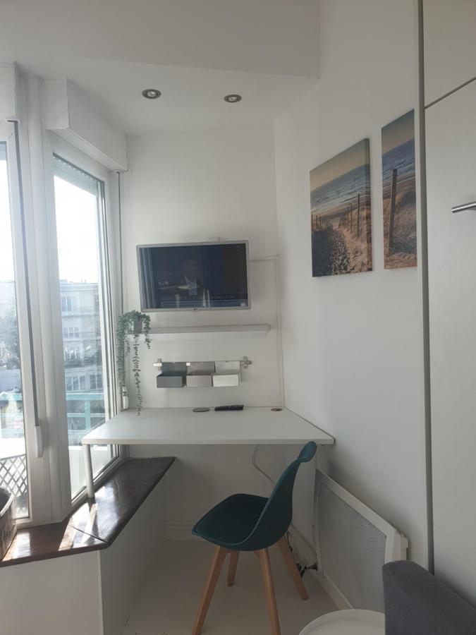 studio Vue mer au cœur de malo les bains pieds dans l eau Dunkirk Extérieur photo