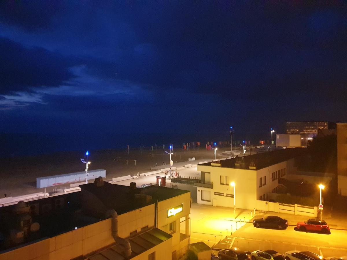 studio Vue mer au cœur de malo les bains pieds dans l eau Dunkirk Extérieur photo