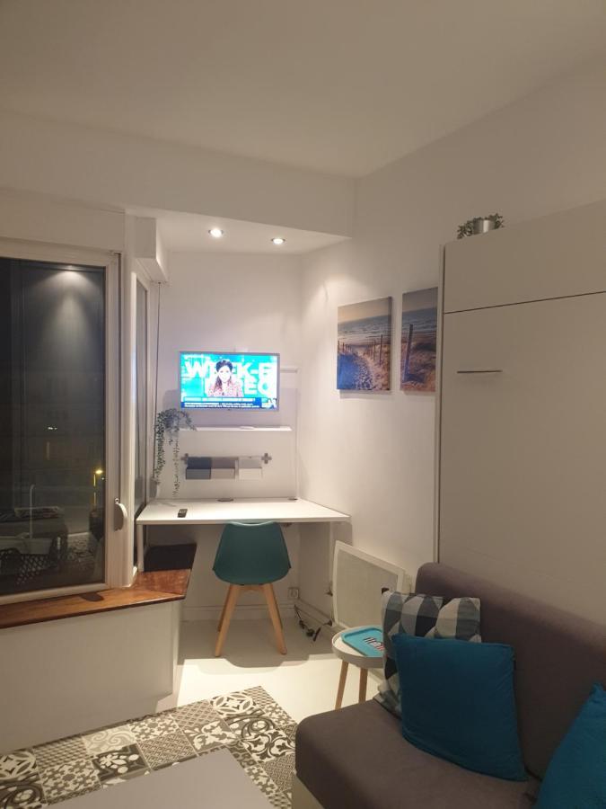 studio Vue mer au cœur de malo les bains pieds dans l eau Dunkirk Extérieur photo